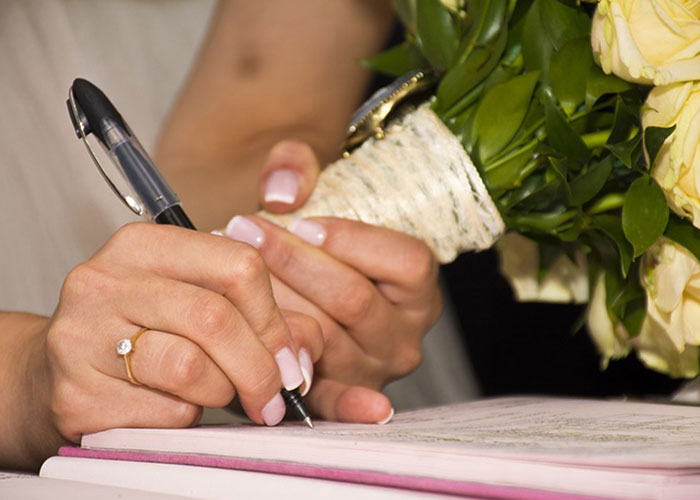 Notaire à Lattes pour contrat de mariage, succession, donation